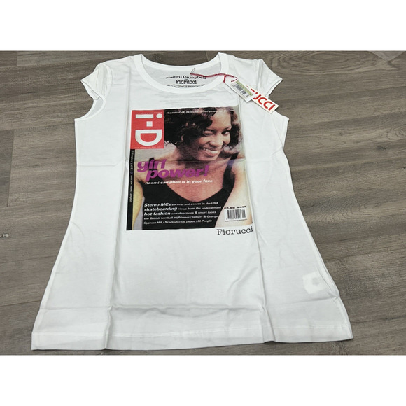NWT FIORUCCI White Naomi Campbell Printed Graphic T-Shirt Cap Sleeve Size XS - Picture 1 of 10